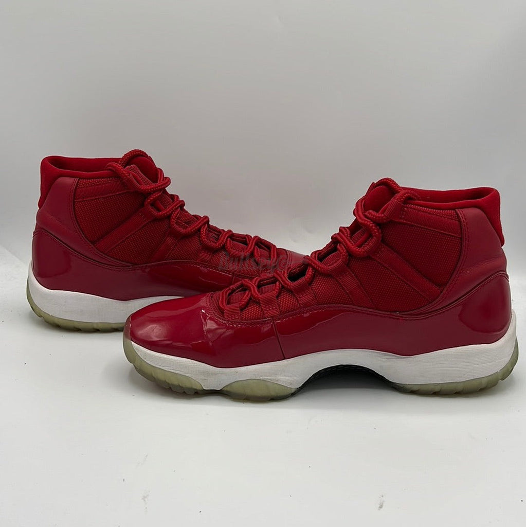 Air Jordan 11 Retro "Win Like 96" (PreOwned)