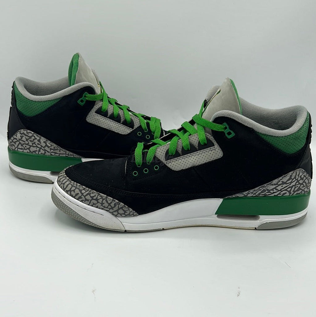 Air Jordan 3 Retro "Pine Green" (PreOwned) (No Box)