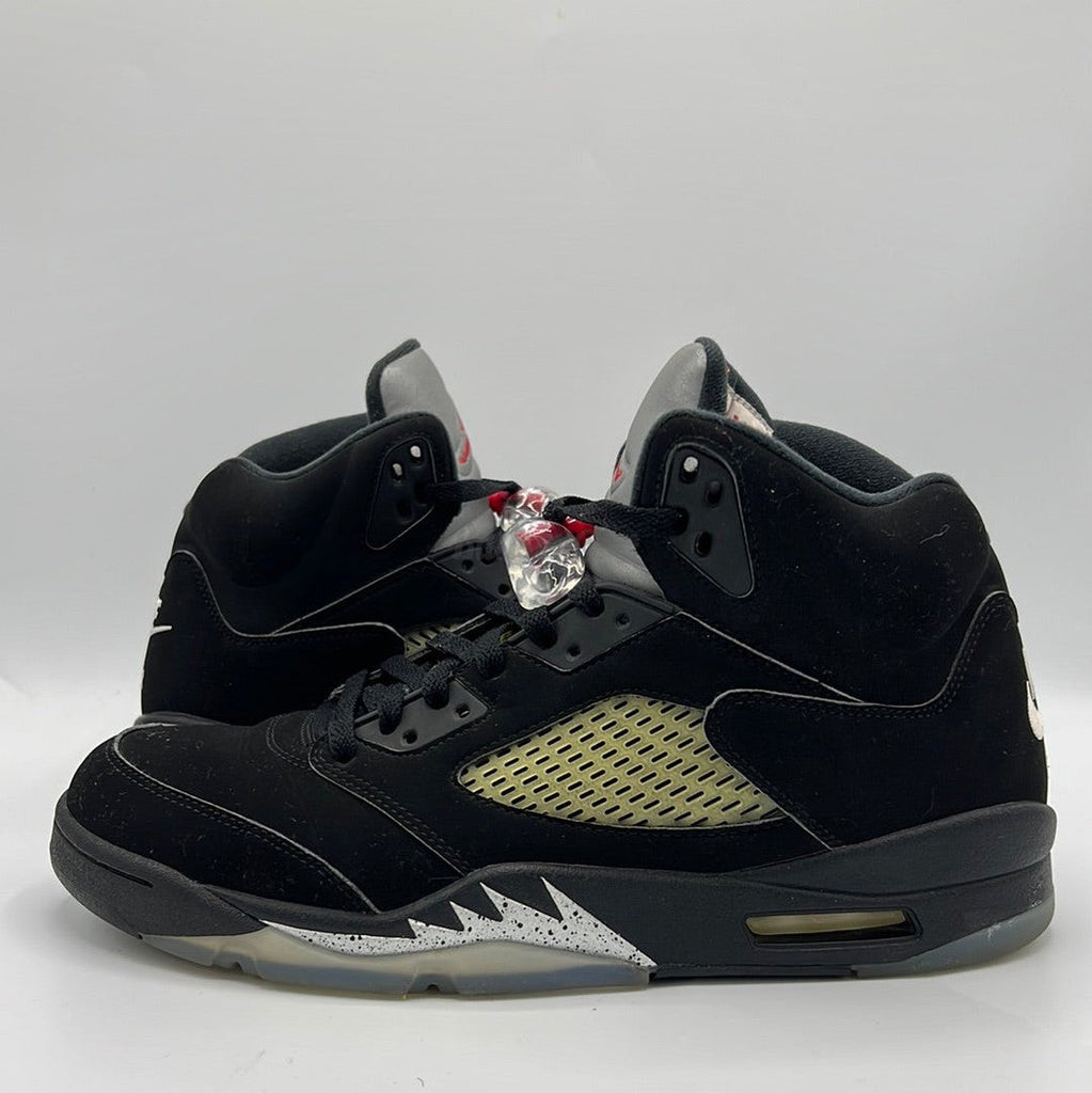 Air Jordan 5 Retro "Black Metallic" (PreOwned)