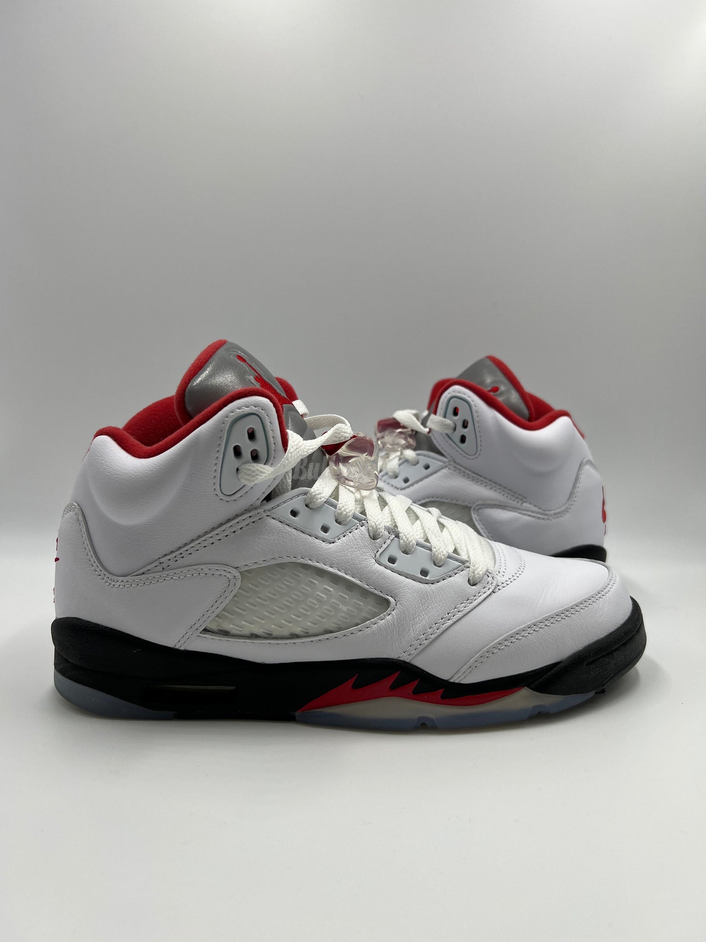 Air Jordan 5 Retro "Fire Red" GS (PreOwned) - Bullseye Sneaker Boutique