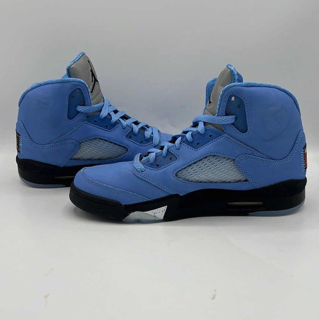 Air Jordan 5 Retro "UNC University Blue" (PreOwned)