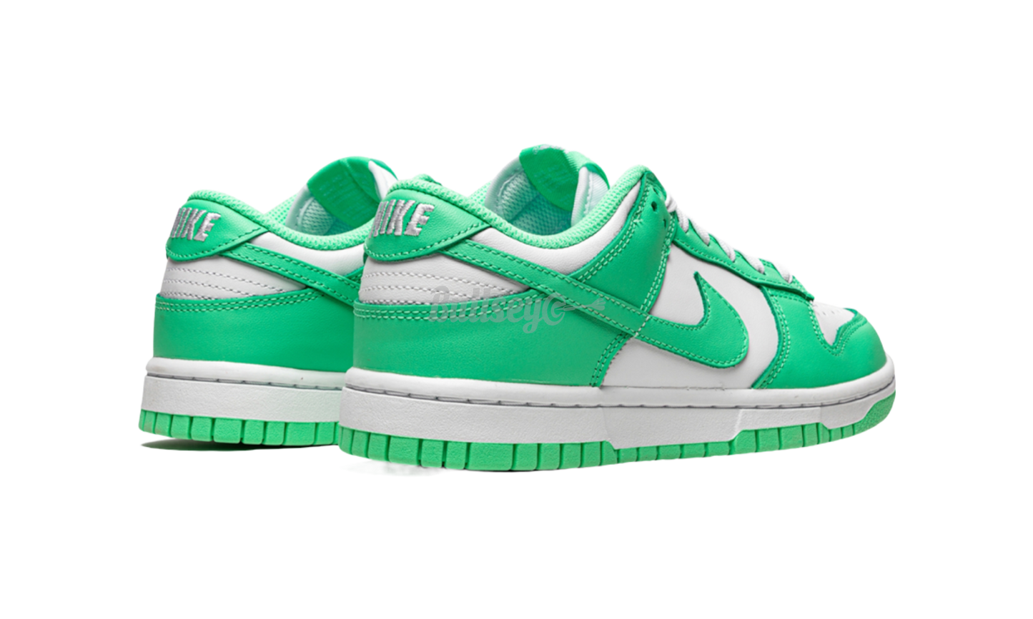 Nike Dunk Low "Green Glow"