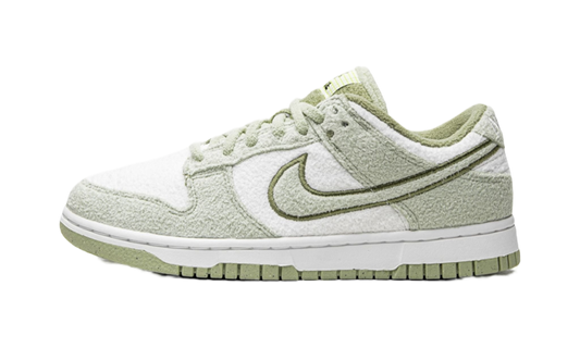 Nike Dunk Low SE "Fleece Pack Honeydew"-Bullseye Sneaker Boutique