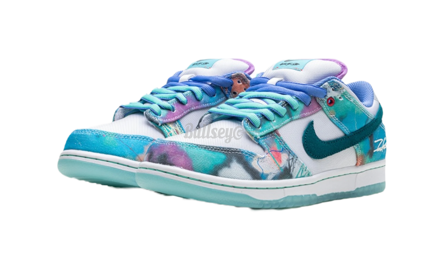 Nike SB Dunk Low "Futura Laboratories Bleached Aqua"