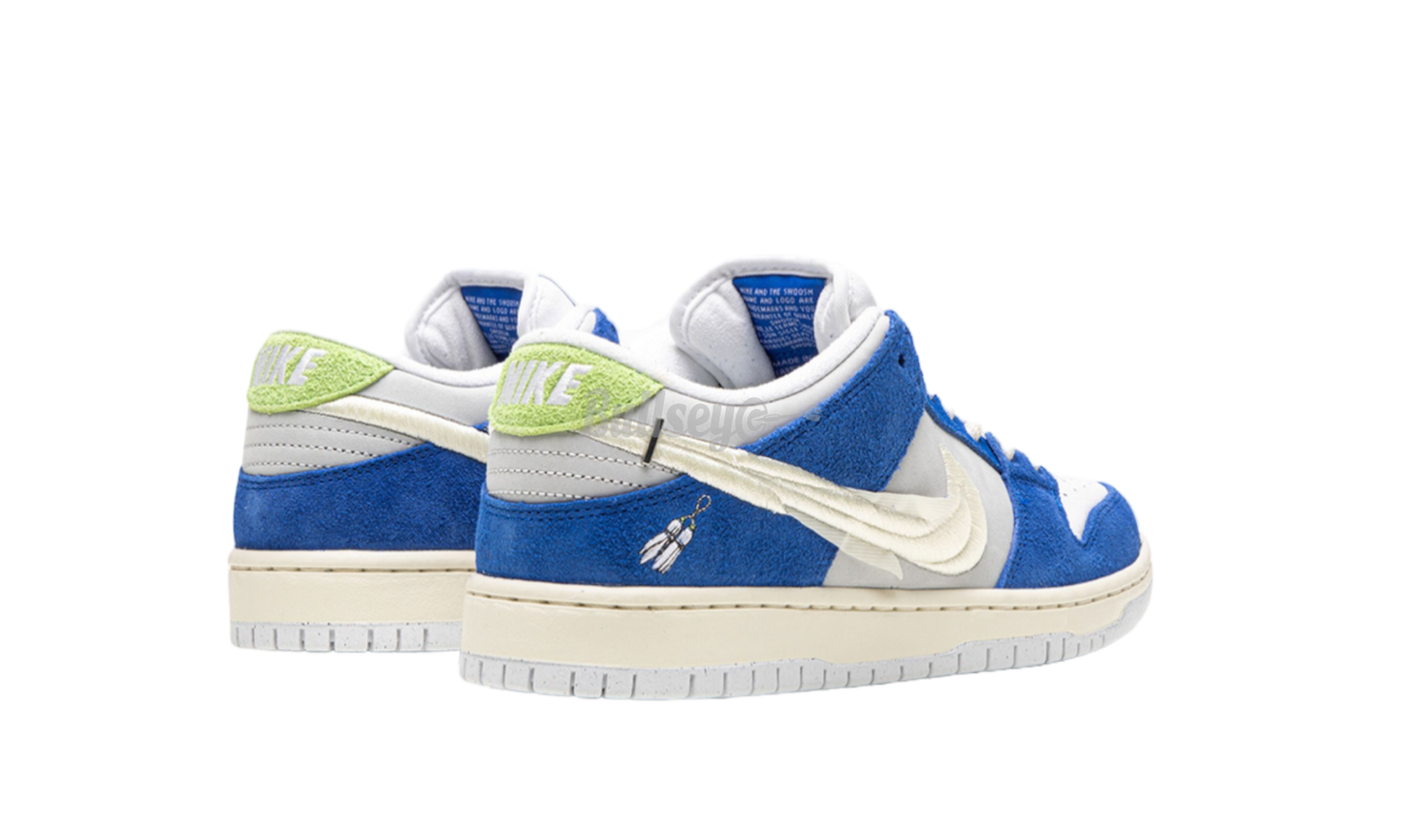 Nike SB Dunk Low Pro "Fly Streetwear Gardenia"